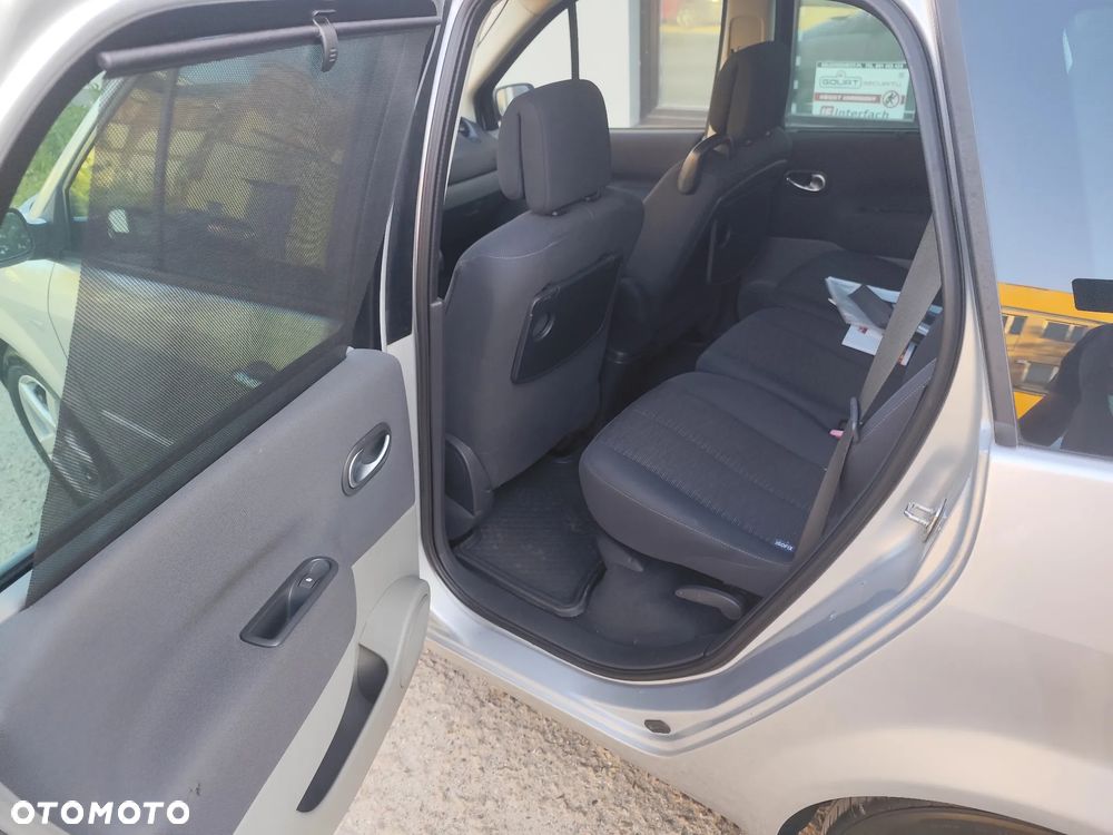 Renault Scenic 2.0 16V Turbo Confort Expression - 19