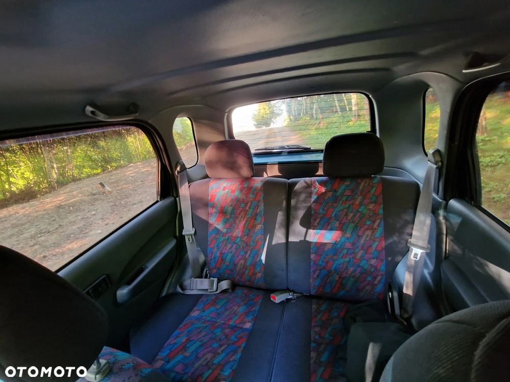 Daihatsu Terios CX - 10