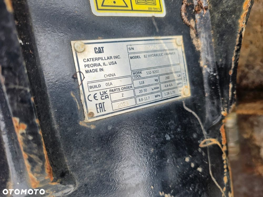 Caterpillar 302.7 - 33