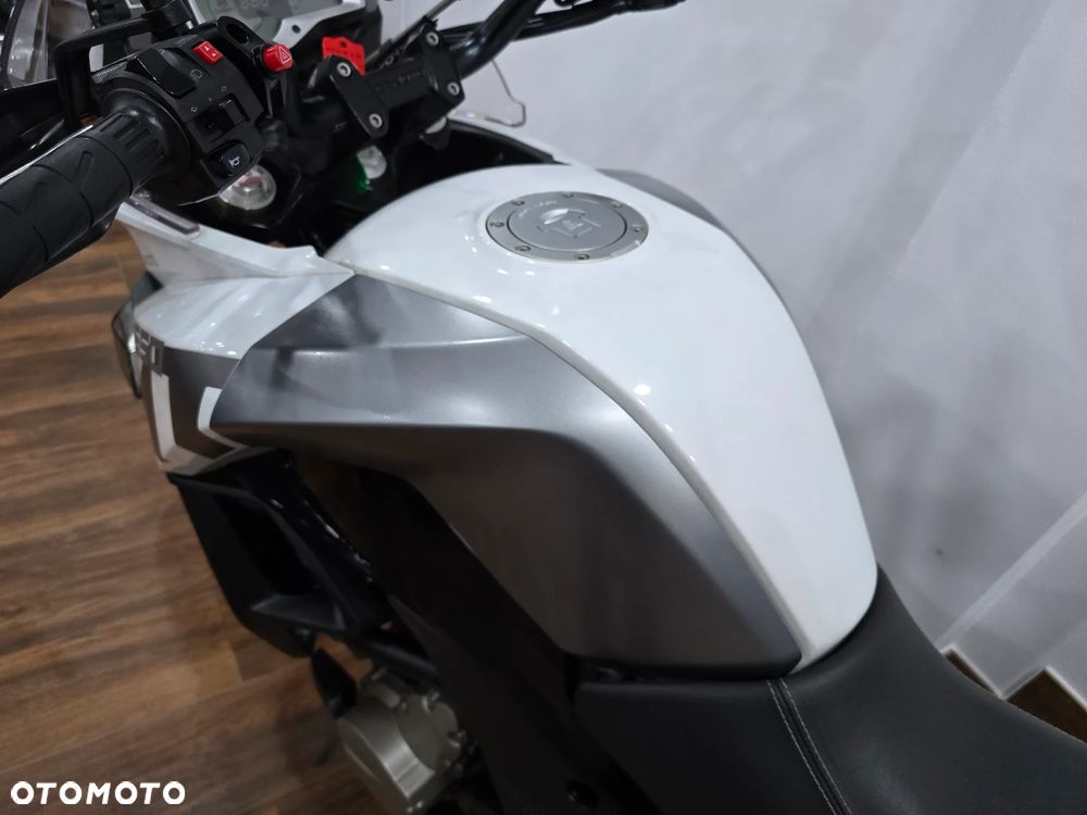CFMoto MT - 33