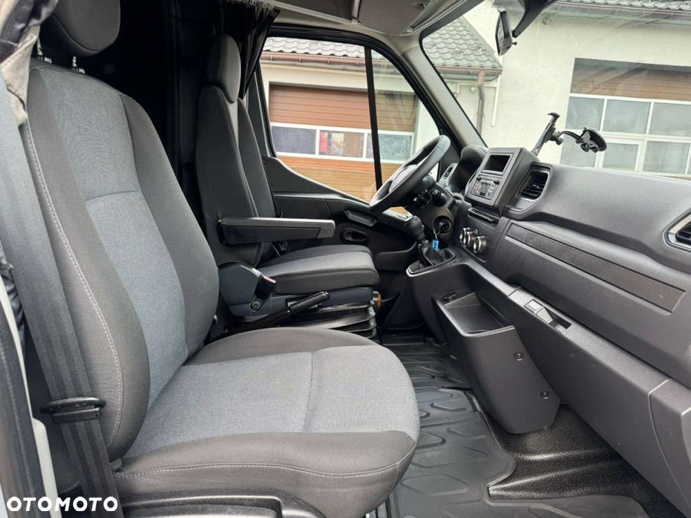 Renault Master 10 europalet Salon Polska - 29