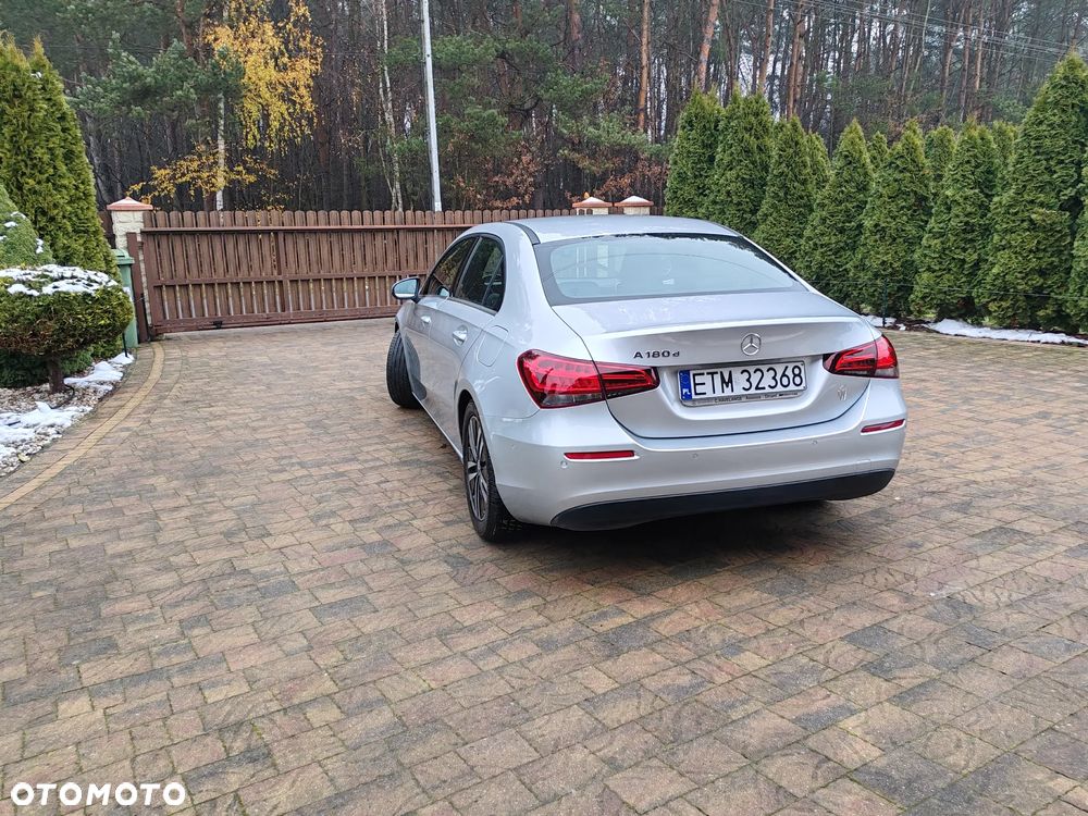 Mercedes-Benz Klasa A 180 d 7G-DCT Edition 19 - 8