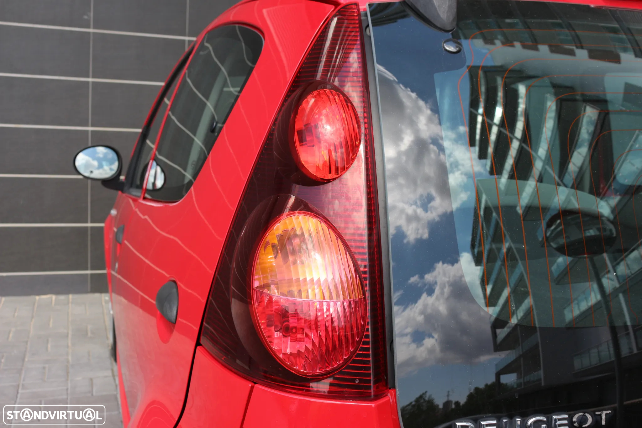 Peugeot 107 1.0 Trendy - 26