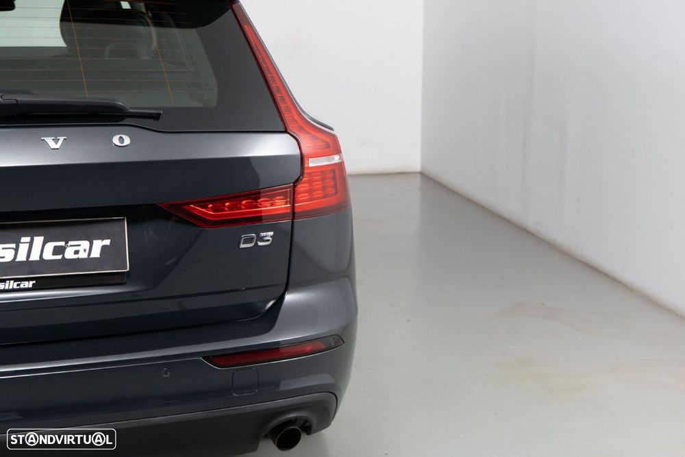 Volvo V60 2.0 D3 Momentum - 15