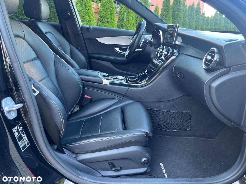 Mercedes-Benz Klasa C 200 4-Matic 7G-TRONIC - 14