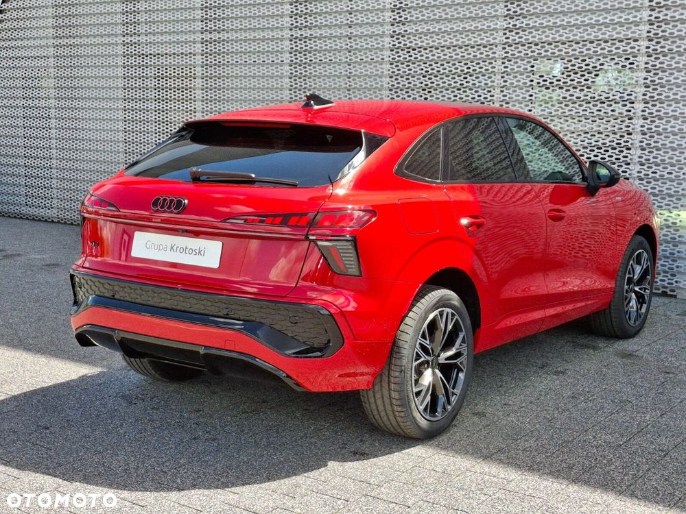 Audi Q3 Sportback - 6