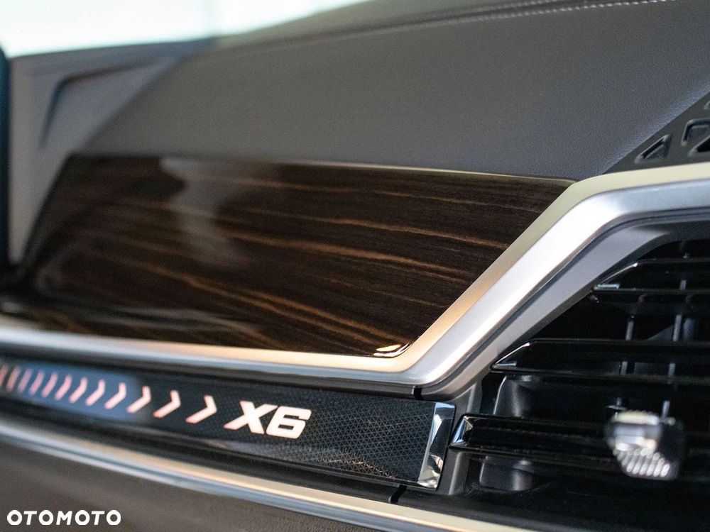 BMW X6 xDrive30d - 29