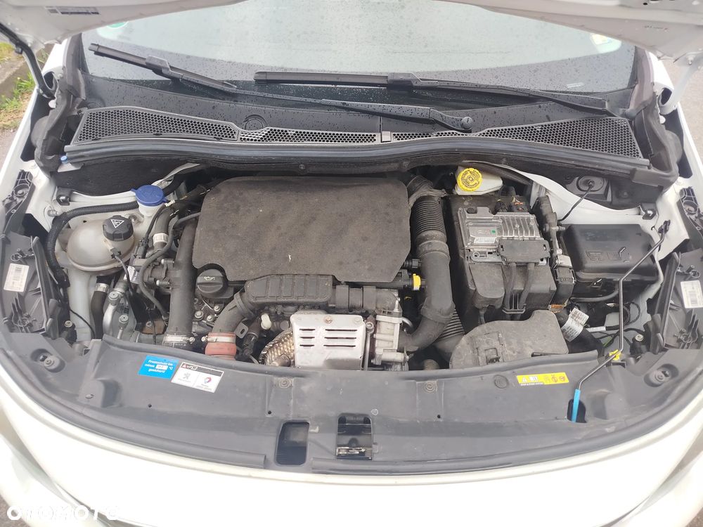 Peugeot 2008 - 19