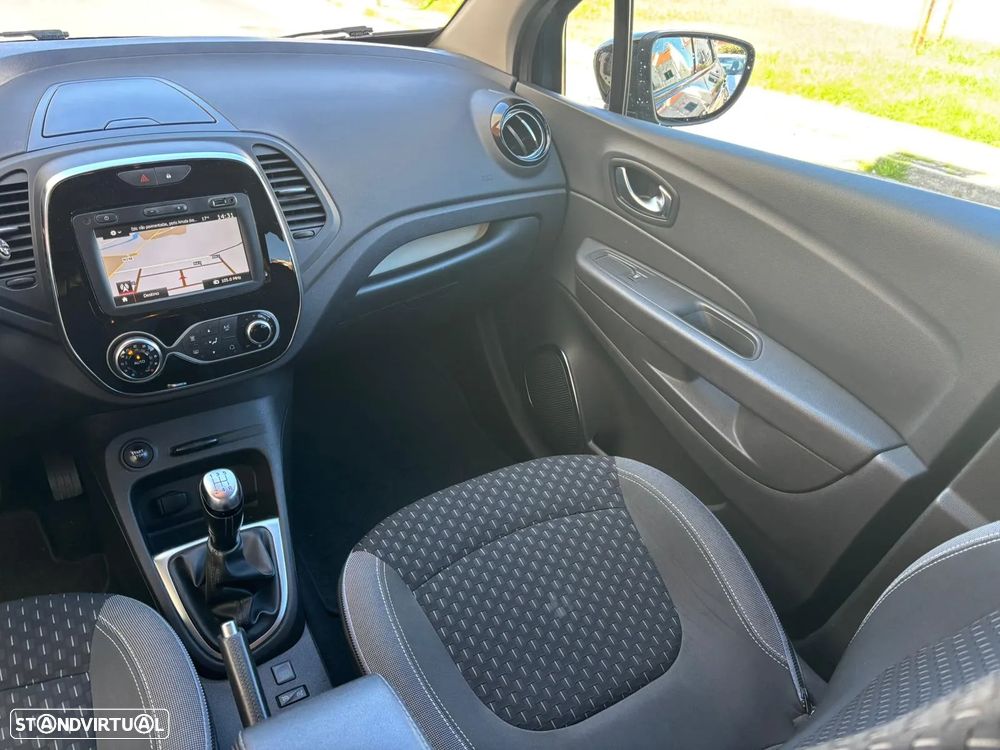 Renault Captur 1.5 dCi Exclusive - 32