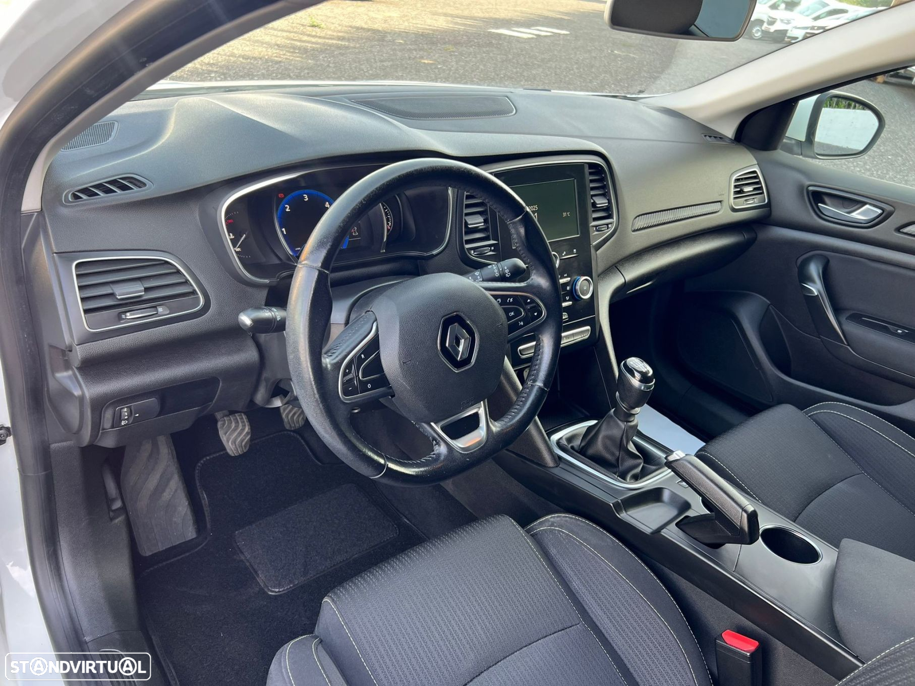 Renault Mégane 1.5 dCi Limited - 6