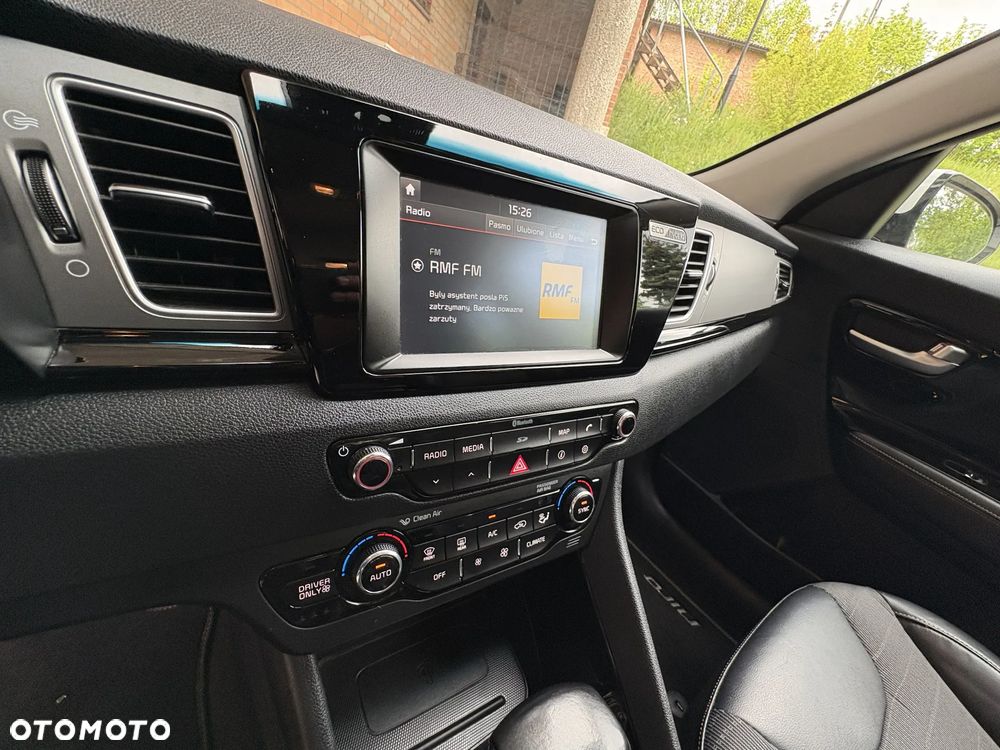 Kia Niro 1.6 GDI 2WD Vision - 23