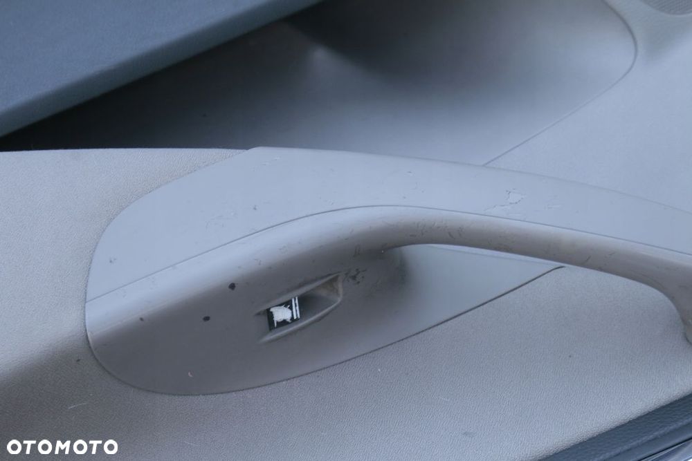 fotel kanapa tapicerka Passat B6 - 7