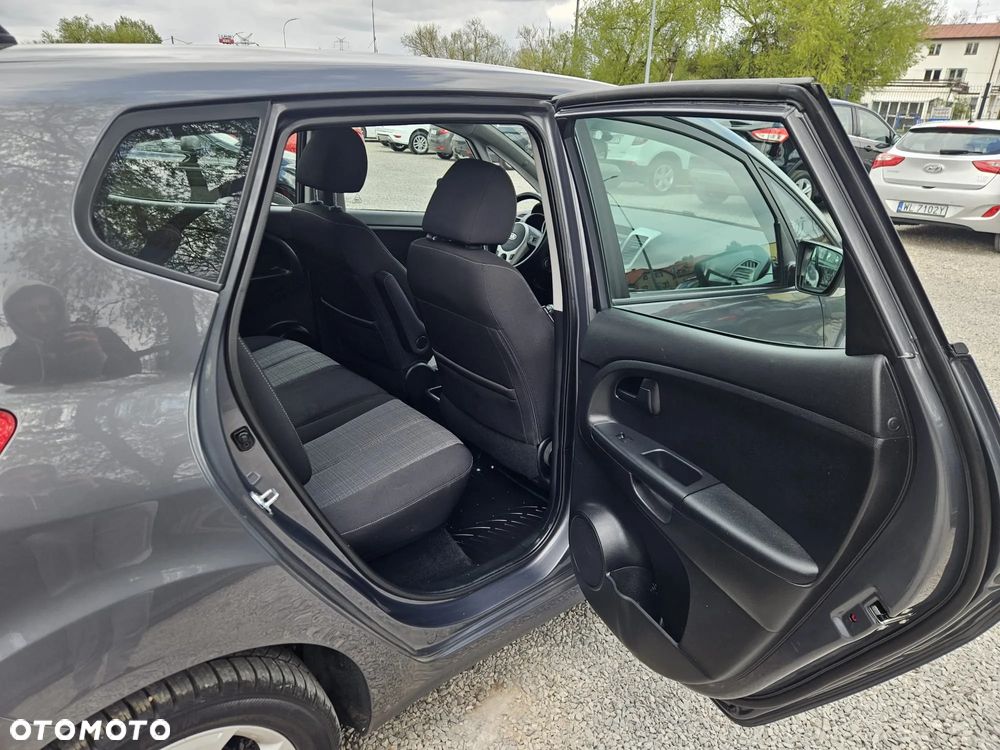 Kia Venga 1.4 CVVT ISG Spirit - 30