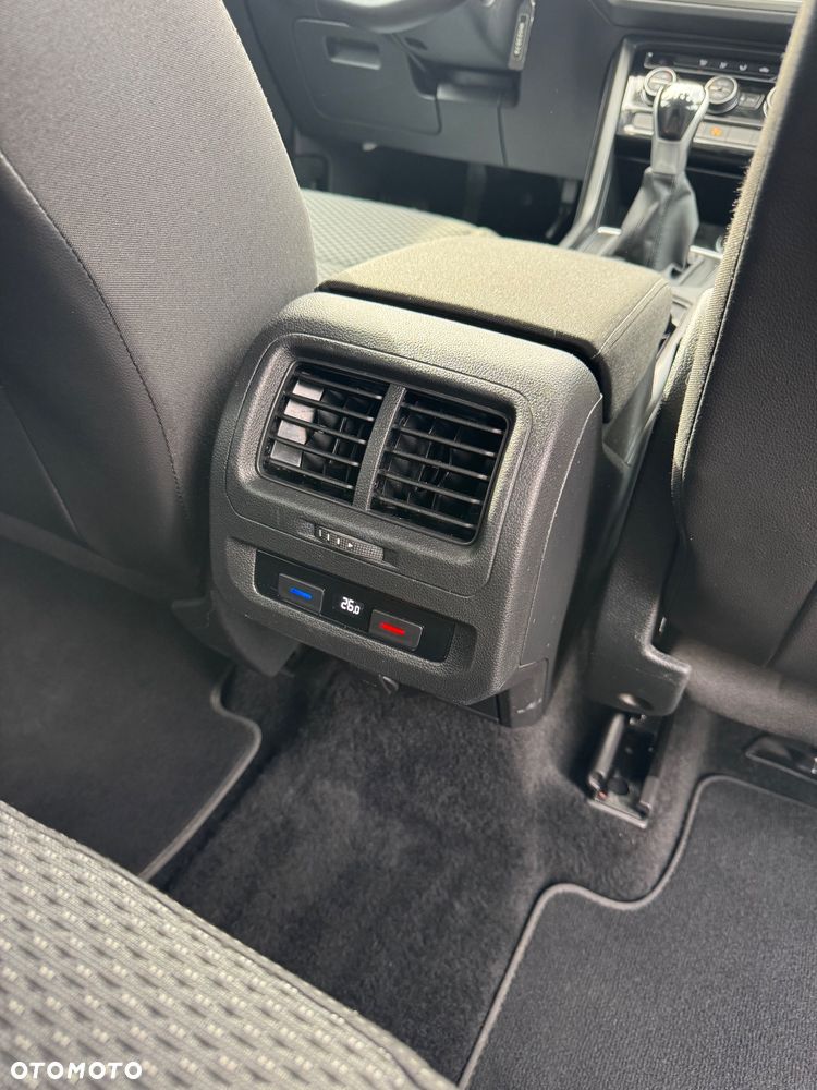 Volkswagen Touran 1.5 TSI ACT OPF Trendline - 15