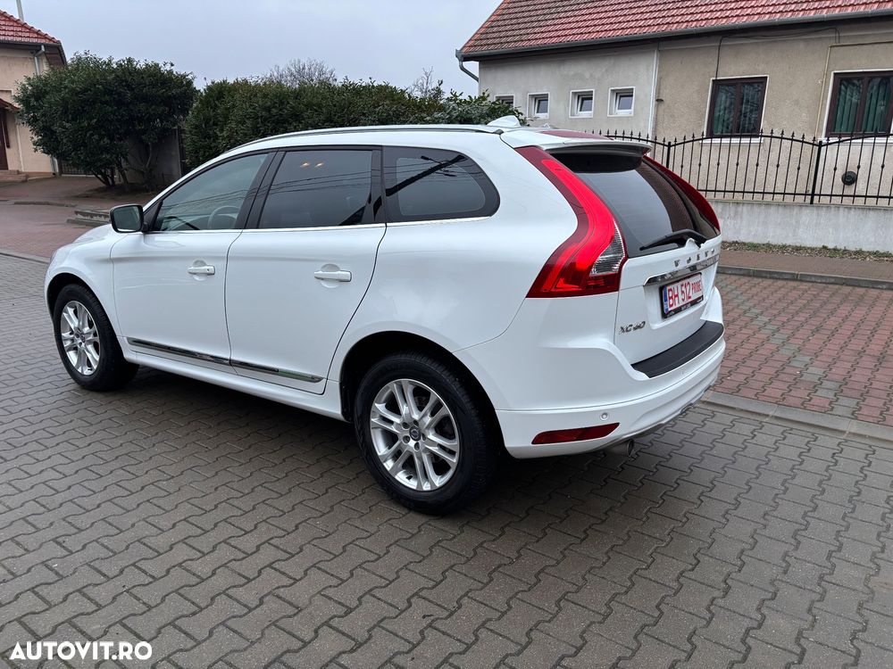 Volvo XC 60 D3 Geartronic Summum - 3