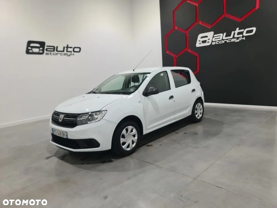 Dacia Sandero SCe 75 Essential - 2