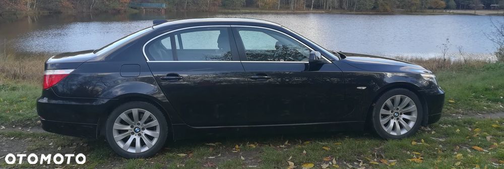 BMW Seria 5 520i - 1