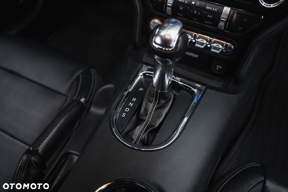 Ford Mustang - 29