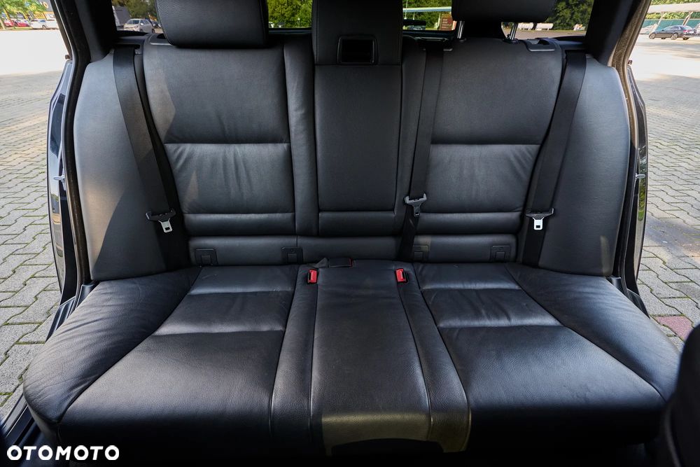 BMW Seria 5 535d Touring - 23