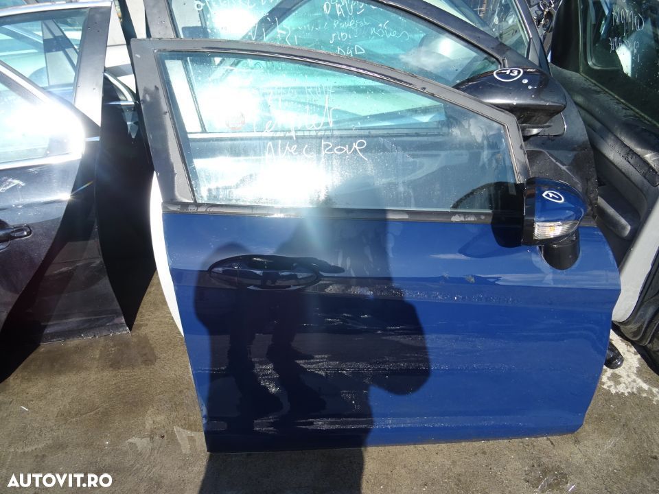 Vand Usa Fata Dreapta Ford Fiesta din 2014 fara rugina fara lovituri - 3
