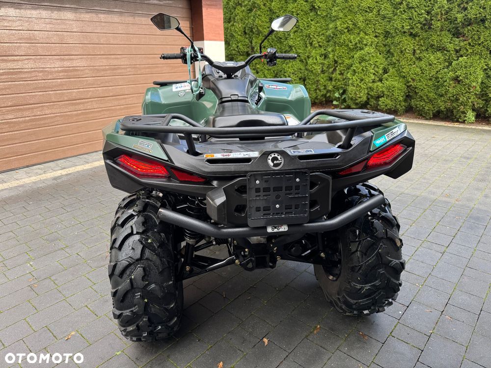 Can-Am Outlander - 4