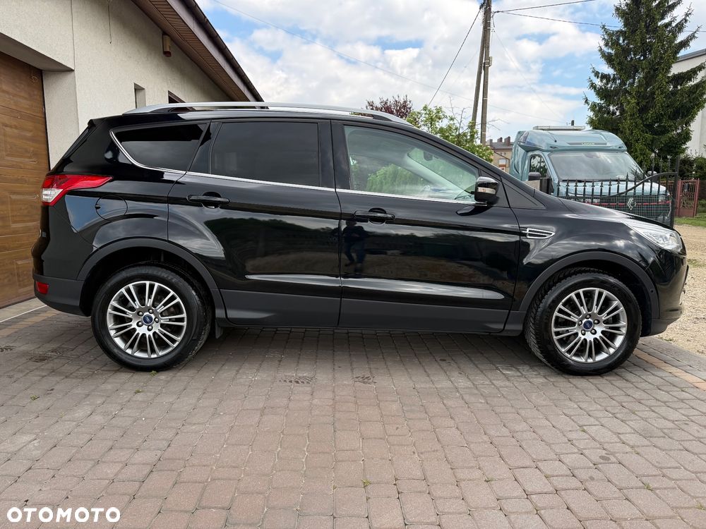 Ford Kuga 2.0 TDCi 2x4 Titanium - 11