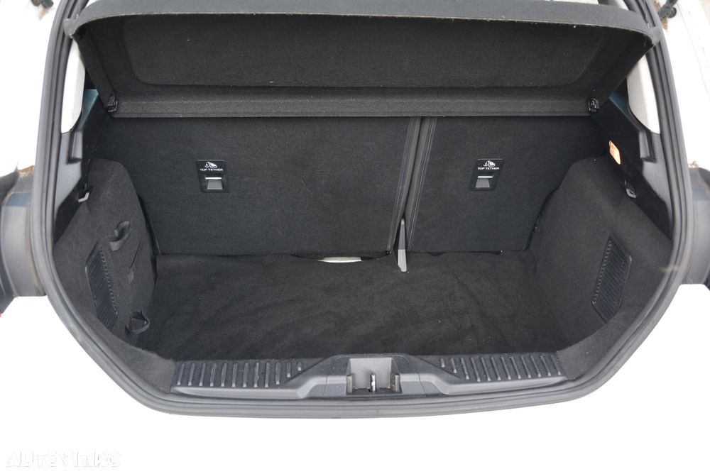 Ford Fiesta 1.0 EcoBoost S&S COOL&CONNECT - 18