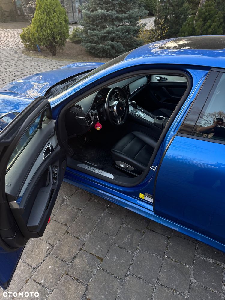 Porsche Panamera PDK - 15