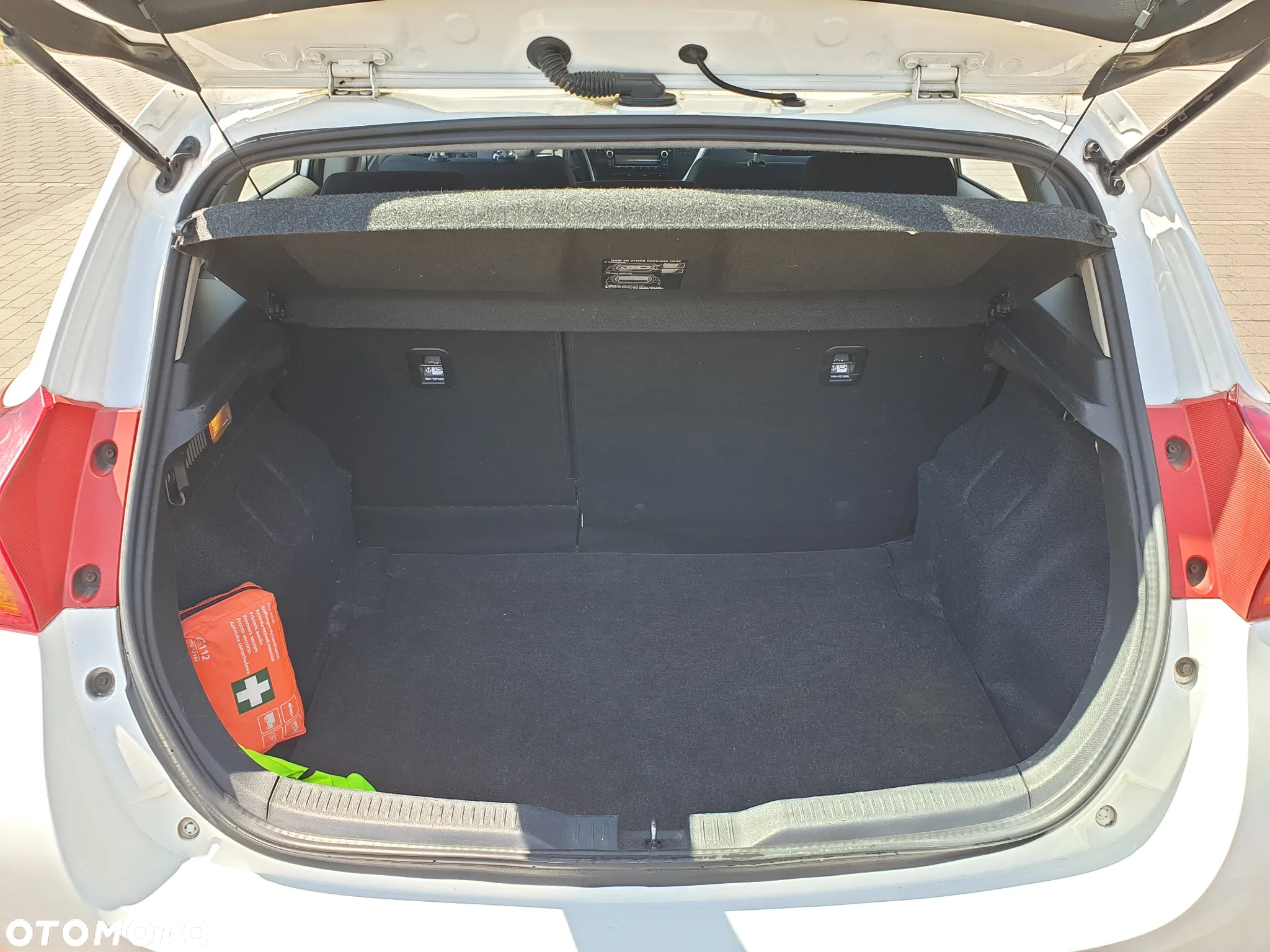 Toyota Auris 1.6 Active - 9
