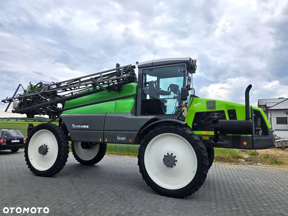 Tecnoma Laser 4240 2013 Rok, 24M, GPS, Automatyczne wyłaczanie sekcji, Nie Malowany, Stan Bardzo Dobry - 2