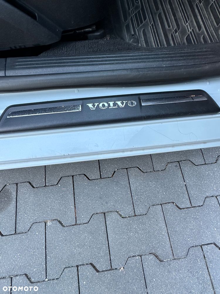 Volvo V40 T3 R-Design Momentum - 13