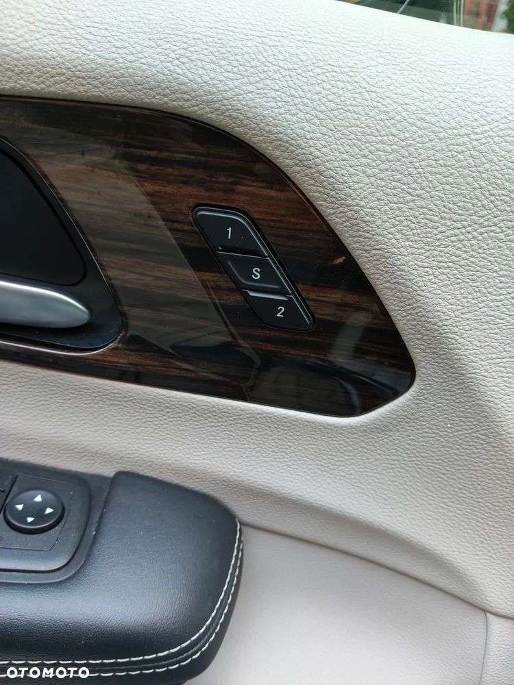 Chrysler Pacifica - 6