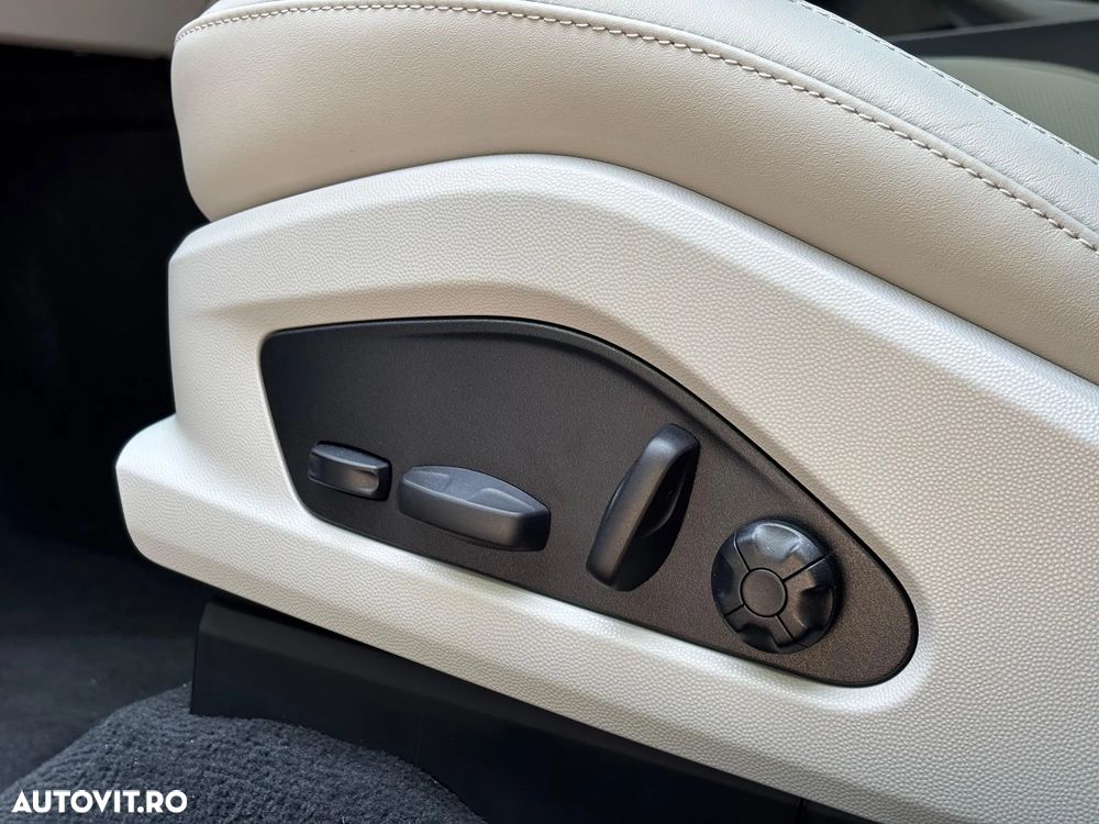 PORSCHE Macan 2026 — imagine 16