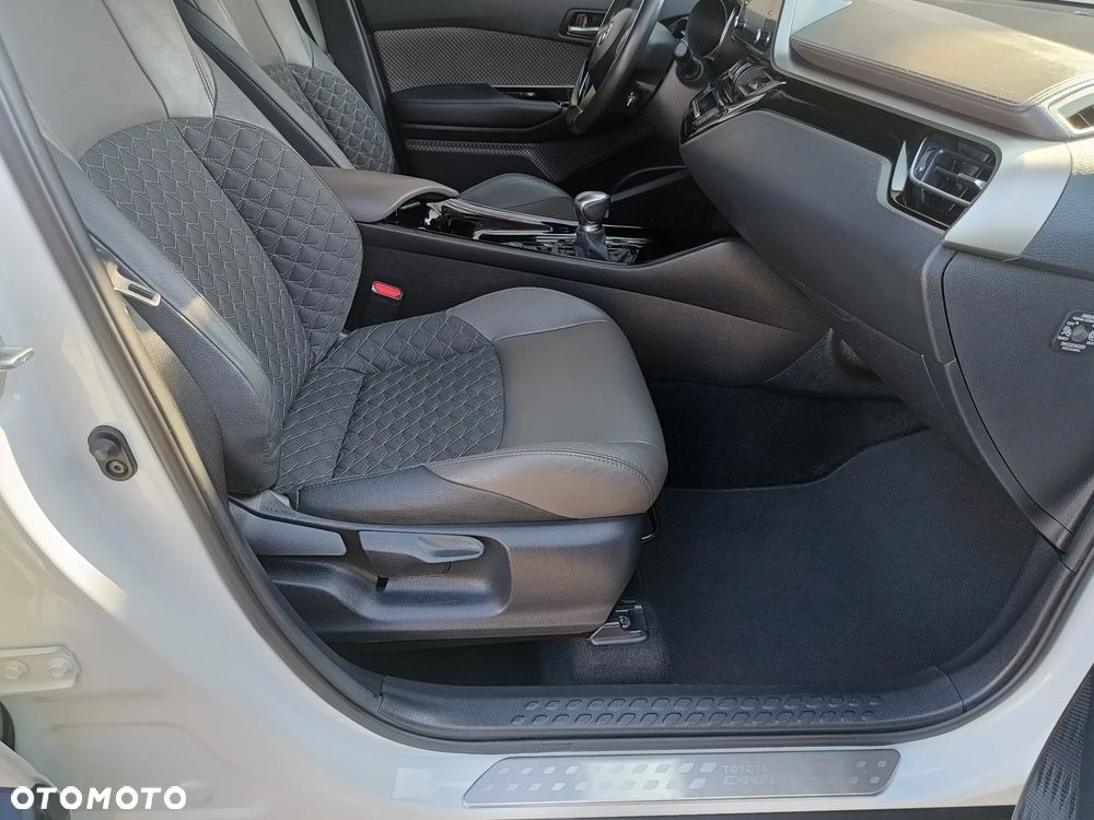 Toyota C-HR - 18