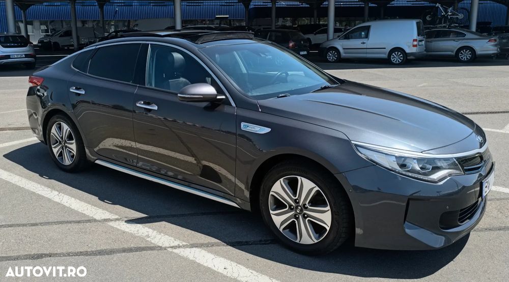 Kia Optima - 2