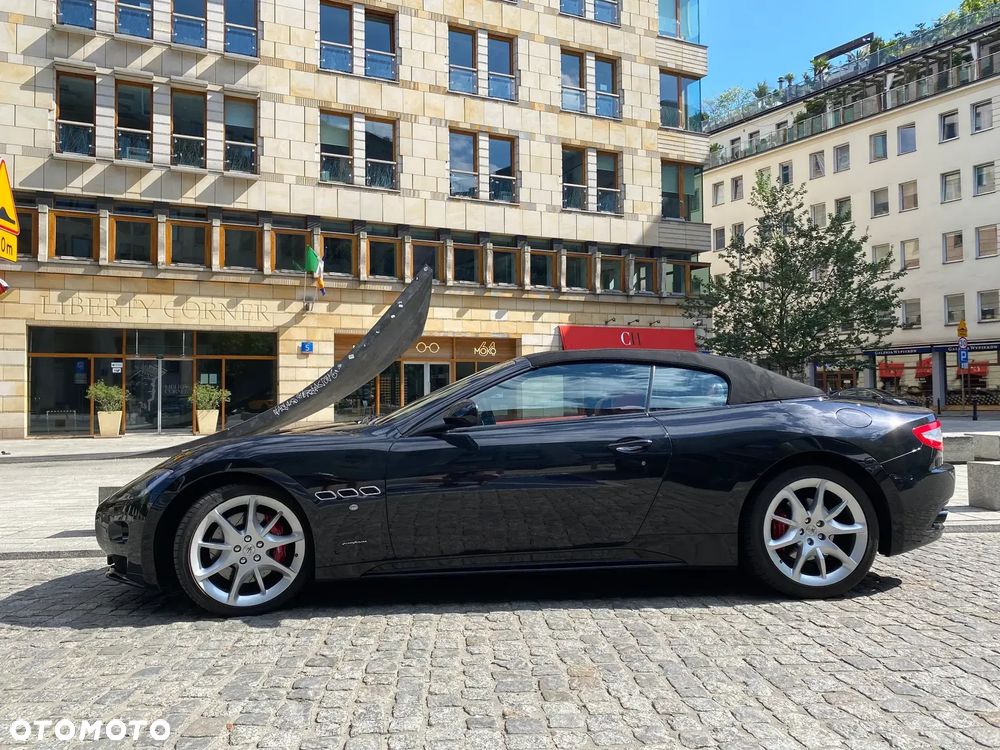 Maserati GranCabrio Sport - 9