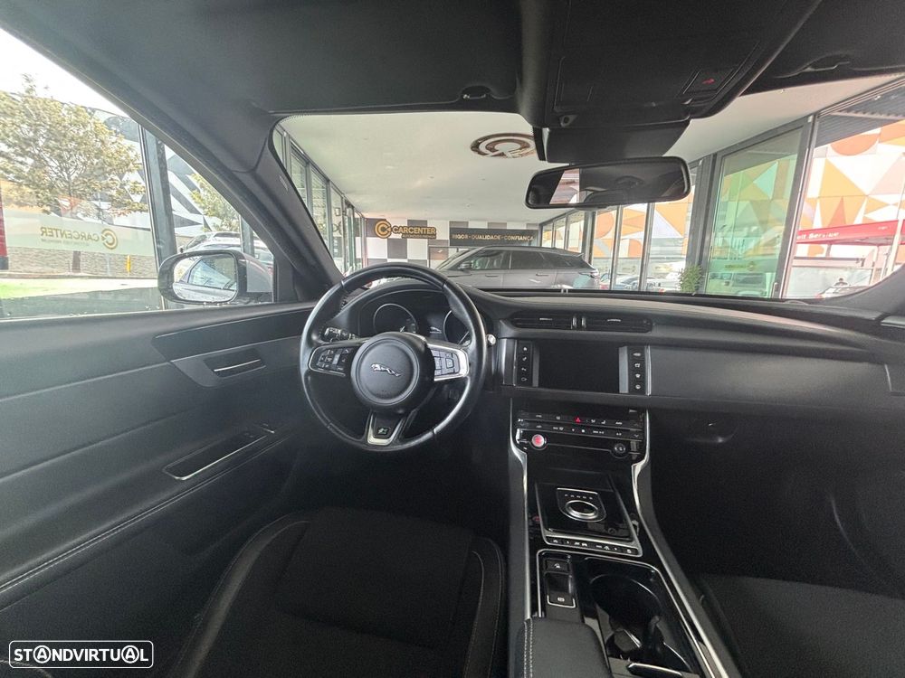 Jaguar XF 2.0 D R-Sport AWD Aut. - 12