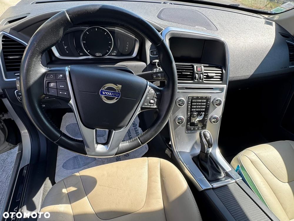 Volvo XC 60 D4 Geartronic Summum - 7