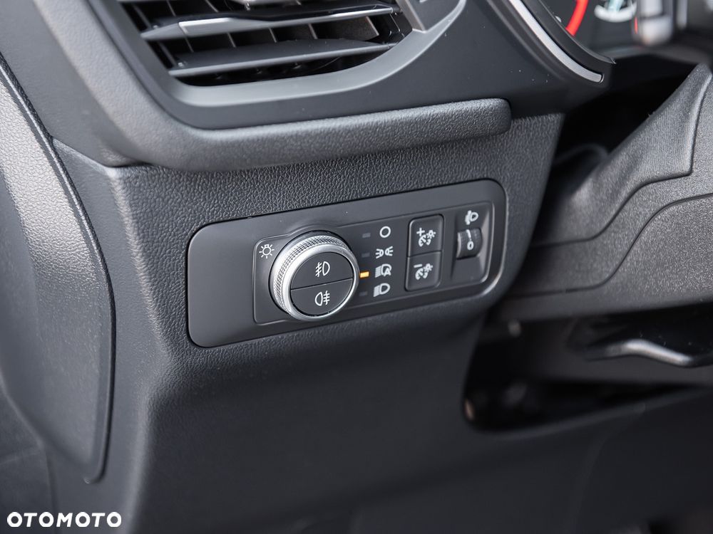 Ford Kuga - 17