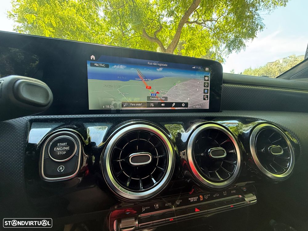 Mercedes-Benz CLA 180 d Shooting Brake 8G-DCT - 14