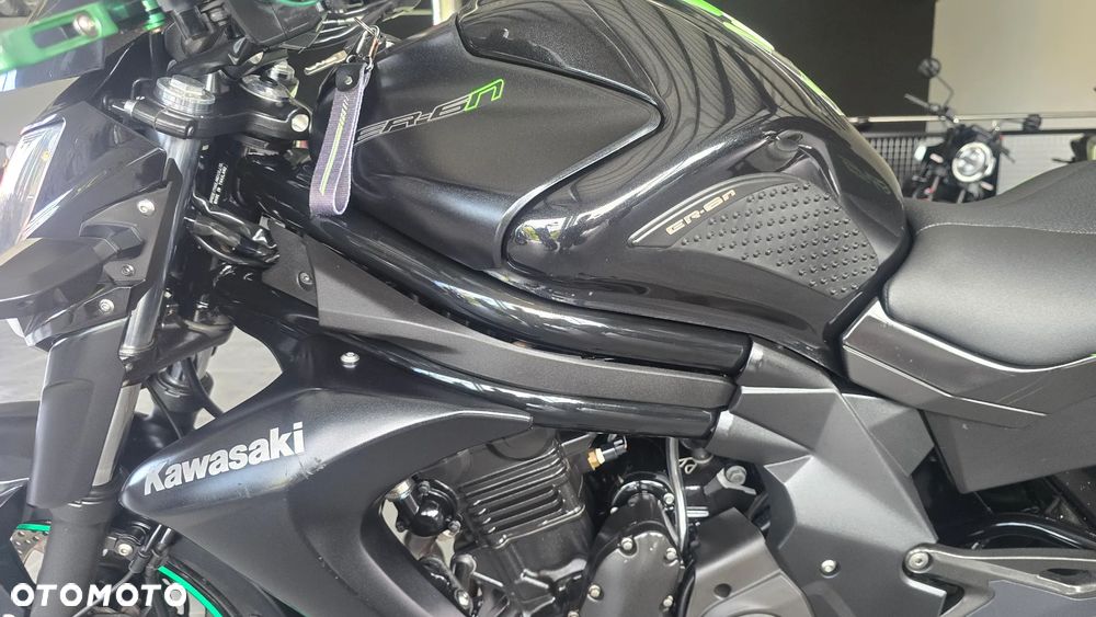 Kawasaki ER - 11
