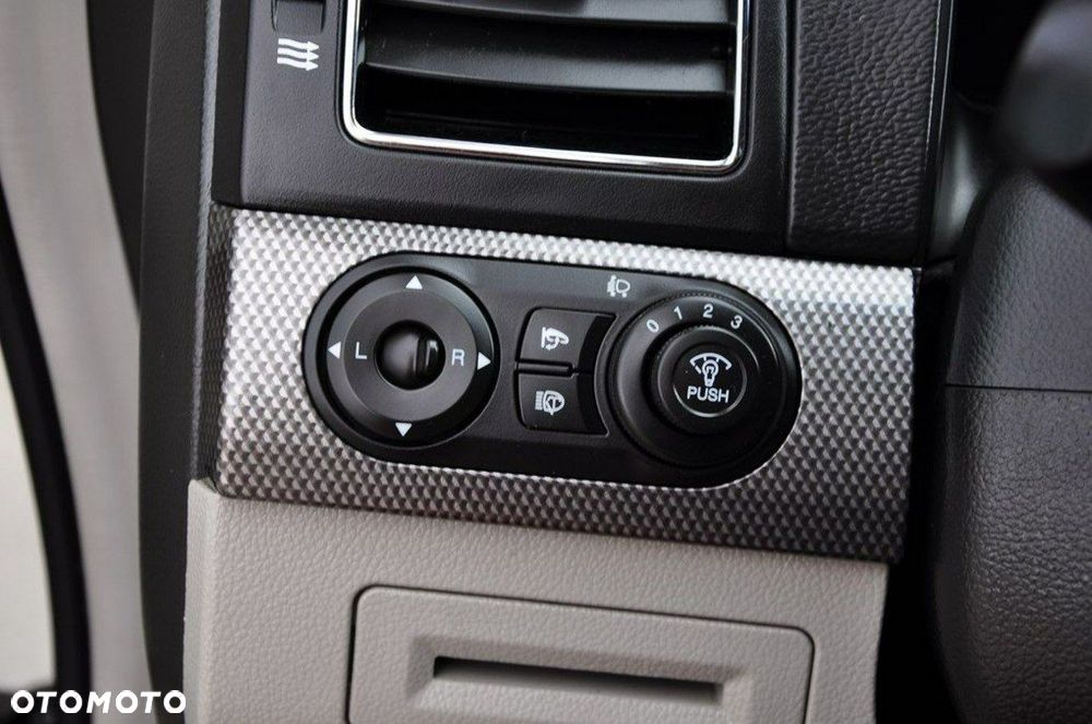 Chevrolet Captiva - 39