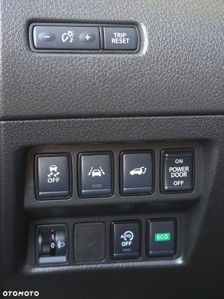 Nissan X-Trail 1.3 DIG-T N-Tec 2WD DCT - 16
