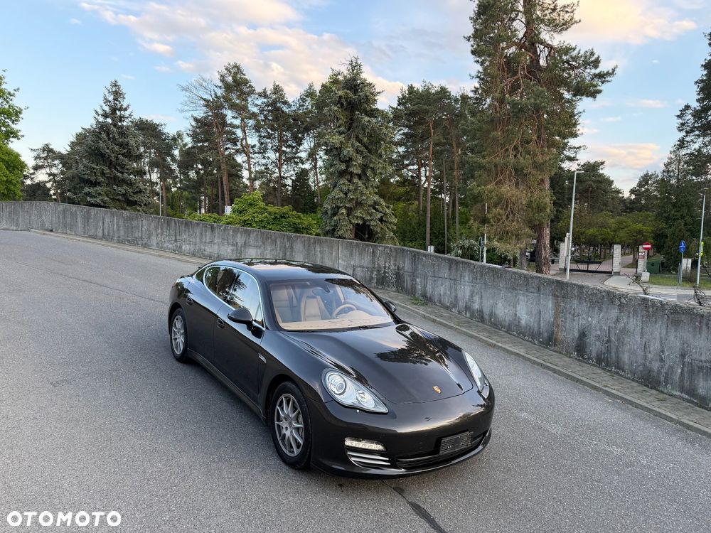 Porsche Panamera 4S - 1