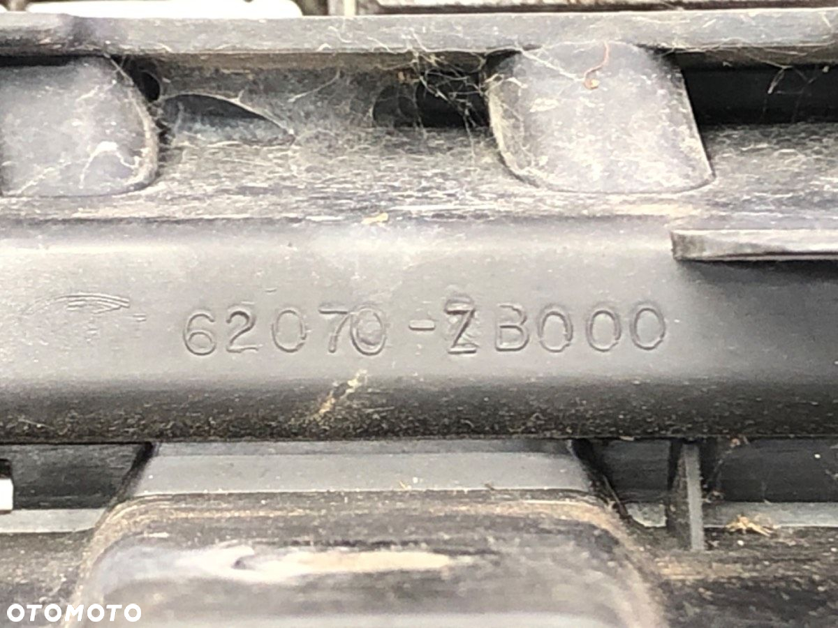 ATRAPA GRILL - 434.00 PLN - NISSAN ALTIMA (L31) 2001 - 2007 2.5 130 kW [177 KM] benzyna 2001 - 2006 - 4