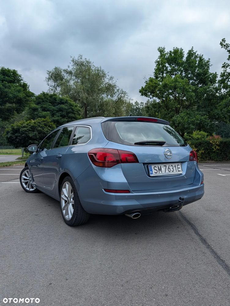Opel Astra 1.4 Turbo - 4