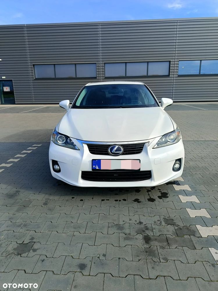 Lexus CT - 6
