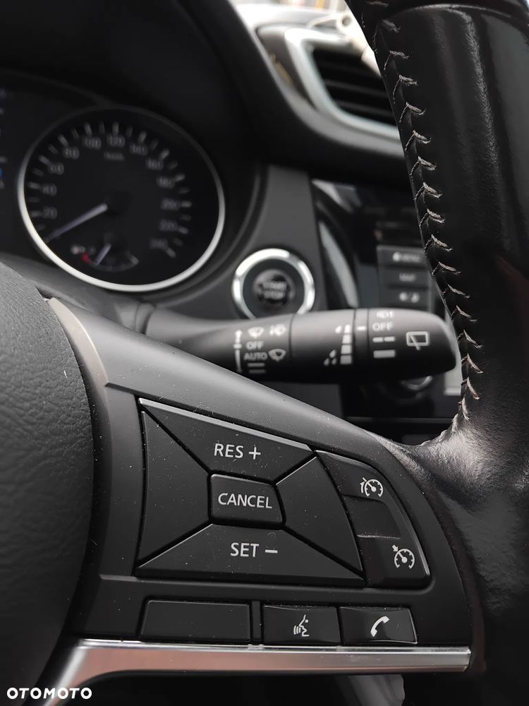 Nissan Qashqai 1.7 dCi Xtronic ALL-MODE 4x4i N-CONNECTA - 10