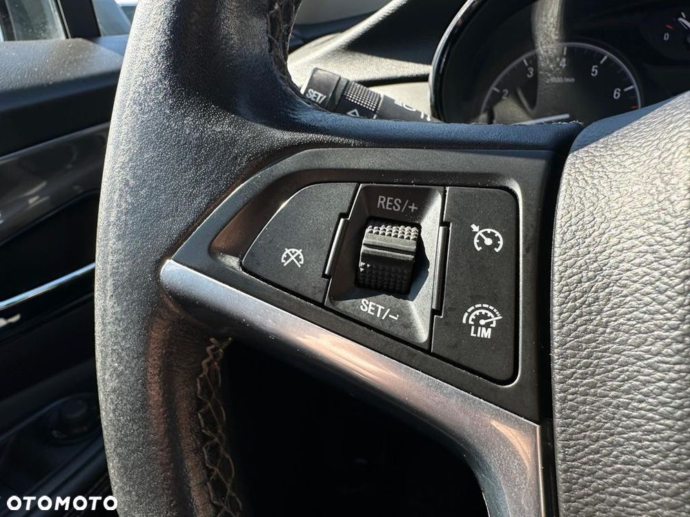 Opel Mokka X 1.4 T Enjoy - 13