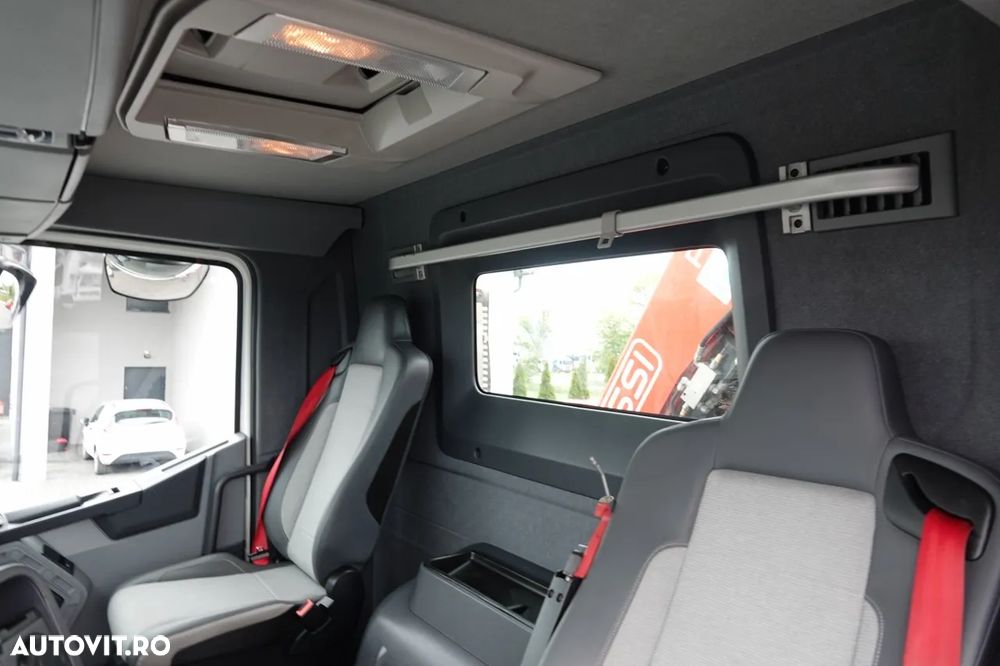 Renault C 380 / 6x4 / TIPPER 3 LATE + HDS FASSI F135 / HYDROBRA / EURO 6 / RADIO CONTROL / ROTATOR / BORDMATIC - 29